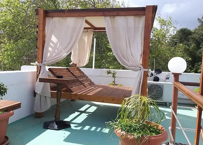 Mango Rooms